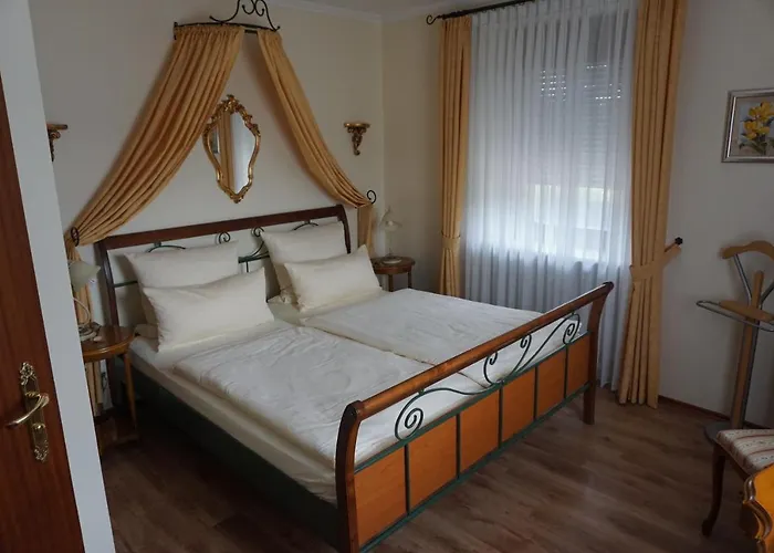 Landgasthof “zur Alten Muehle“ Plaidt